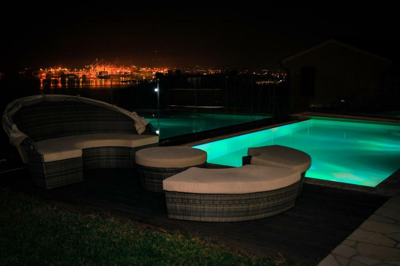 Villa Liams Mansion à Koper Extérieur photo
